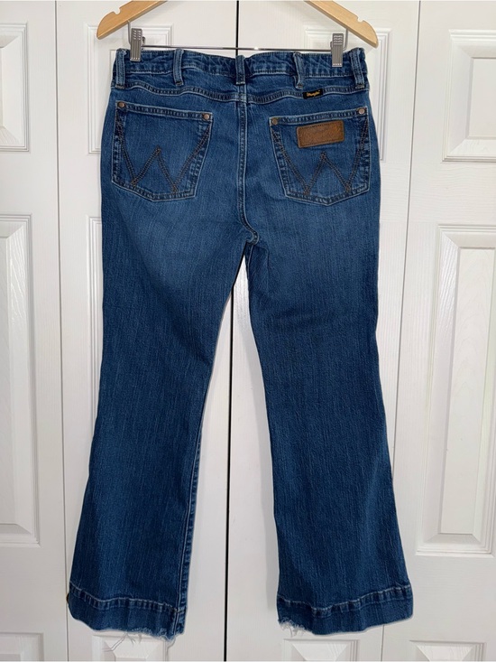 Wrangler Denim - Wrangler boot cut high rise Jean size 30/L29